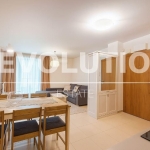 Дава се под наем Двустаен апартамент в Варна, Център - 95 кв.м за 847.62 € - Снимка #1