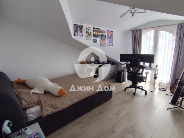 Четиристаен апартамент в с. Кошарица, Област Бургас - 153 кв.м за 583 €/кв.м - Снимка #1