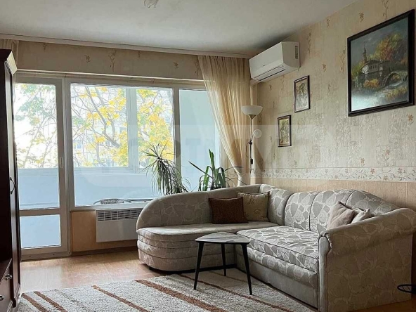 Дава се под наем Тристаен апартамент в Варна, Левски - 90 кв.м за 548.25 € - Снимка #1