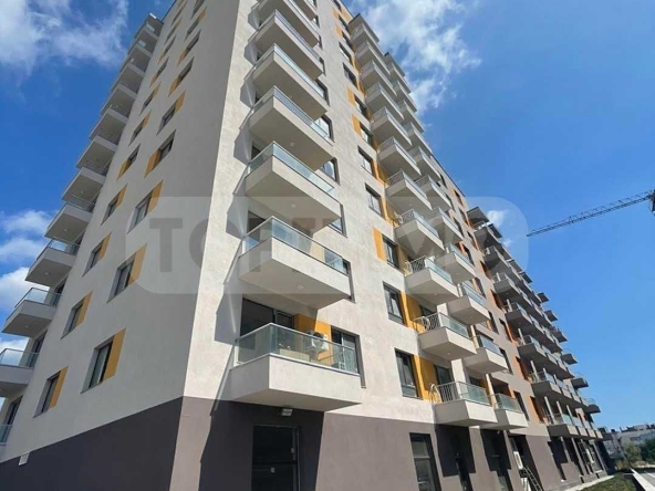 Тристаен апартамент в Варна, Кайсиева градина - 78 кв.м за 1286 €/кв.м - Снимка #1
