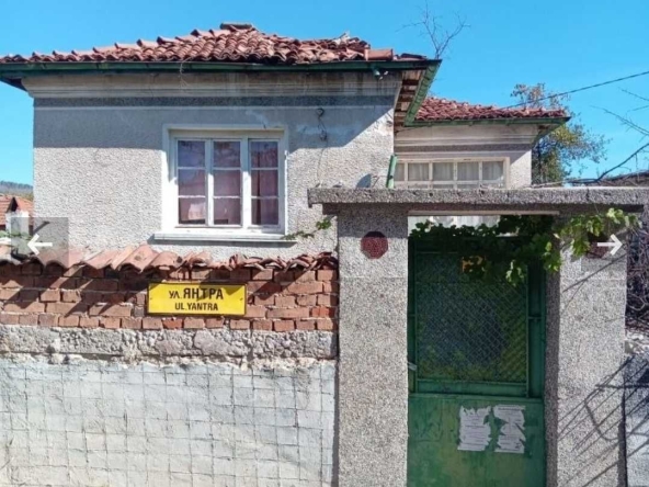 Етаж от къща в с. Елшица, Област Пазарджик - 71 кв.м за 216 €/кв.м - Снимка #1