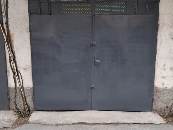 Дава се под наем Гараж / Паркомясто в Пазарджик, Моста на Лютата - 19 кв.м за 79.56 € - Снимка #1