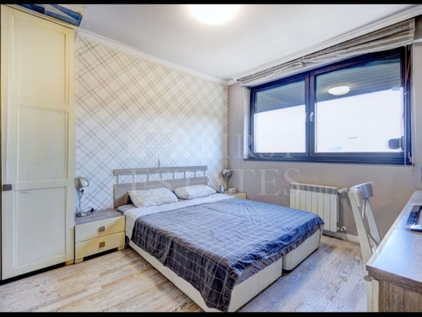 Дава се под наем Тристаен апартамент в София, Подуяне - 120 кв.м за 900 € - Снимка #1