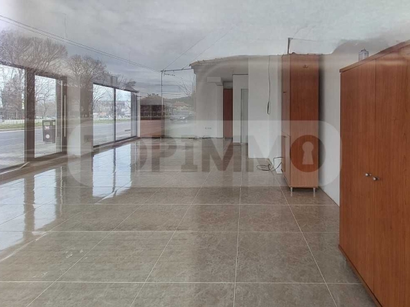 Дава се под наем Магазин в Варна, Гръцка махала - 50 кв.м за 714 € - Снимка #1