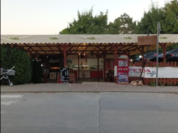 Дава се под наем Заведение в Бяла - 400 кв.м за 12750 € - Снимка #1