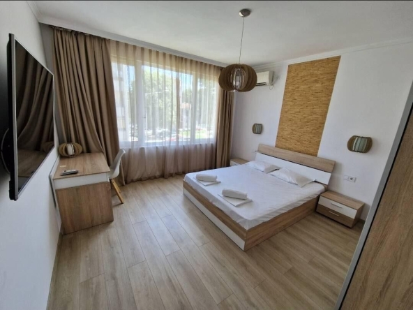 Дава се под наем Тристаен апартамент в Бургас, Братя Миладинови - 100 кв.м за 612 € - Снимка #1