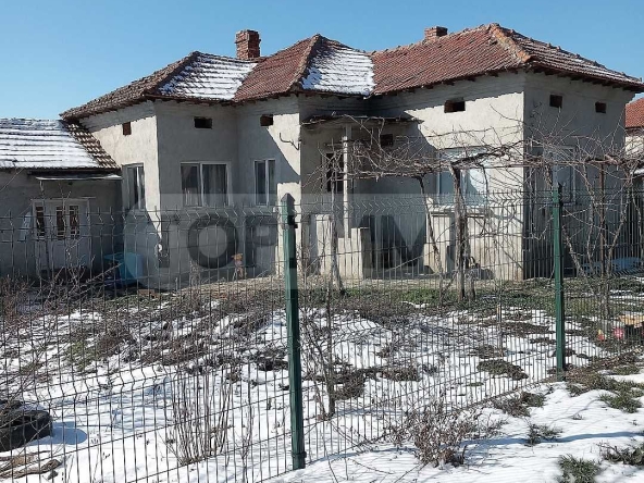 Къща в с. Нова Камена, Област Добрич - 90 кв.м за 444 €/кв.м - Снимка #1