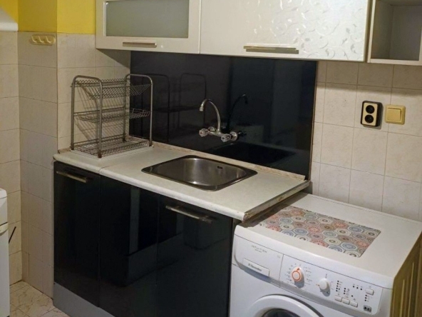 Двустаен апартамент в Перник, Изток - 65 кв.м за 1413 €/кв.м - Снимка #1