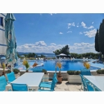 Дава се под наем Заведение в Поморие - 300 кв.м за 8670 € - Снимка #1