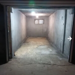 Дава се под наем Гараж / Паркомясто в Добрич, Автогара - 18 кв.м за 76.5 € - Снимка #1