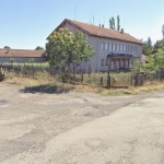 Промишлена сграда в Айтос - 800 кв.м за 2 €/кв.м - Снимка #1