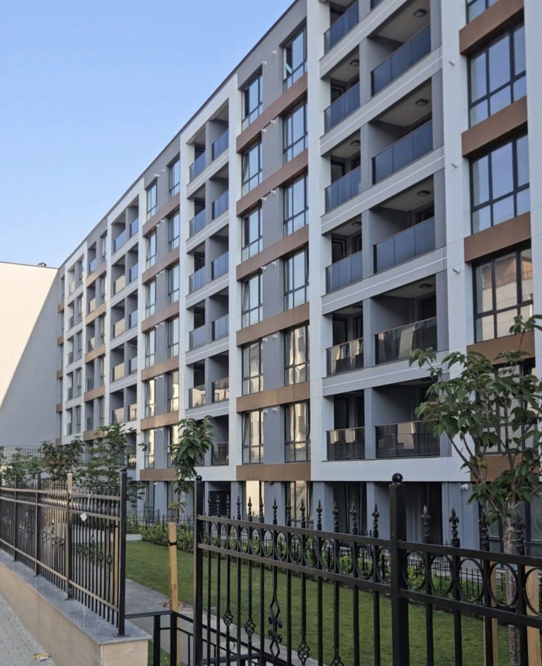 Парцел в София, Център - 220 кв.м за 3728 €/кв.м - Снимка #1