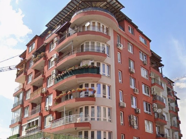 Дава се под наем Двустаен апартамент в София, Република - 60 кв.м за 600 € - Снимка #1