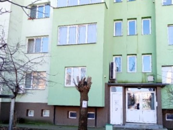 Тристаен апартамент в Етрополе - 76 кв.м за 873 €/кв.м - Снимка #1