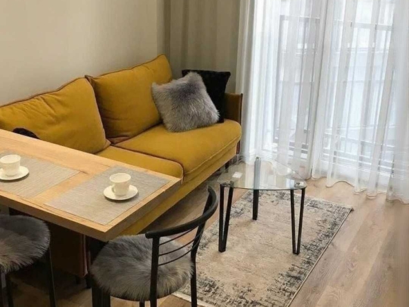 Дава се под наем Двустаен апартамент в Пловдив, Кършияка - 65 кв.м за 348.84 € - Снимка #1