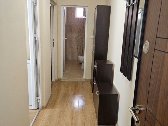 Дава се под наем Двустаен апартамент в Асеновград - 60 кв.м за 331.5 € - Снимка #1