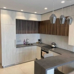 Дава се под наем Тристаен апартамент в Пловдив, Младежки Хълм - 96 кв.м за 433.5 € - Снимка #1