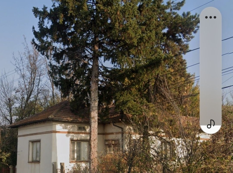 Къща в с. Драгомирово, Област Велико Търново - 1400 кв.м за 9 €/кв.м - Снимка #1
