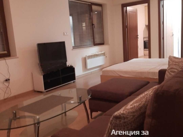 Дава се под наем Едностаен апартамент в Асеновград - 50 кв.м за 255 € - Снимка #1