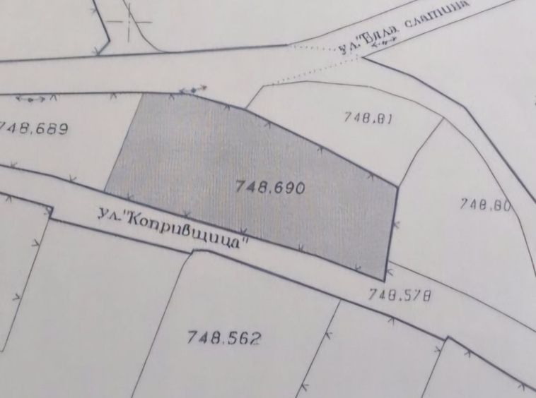 Парцел в Хасково, Училищни - 1000 кв.м за 11 €/кв.м - Снимка #1