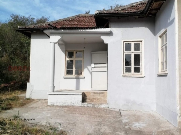 Къща в с. Крушовене, Област Плевен - 60 кв.м за 136 €/кв.м - Снимка #1