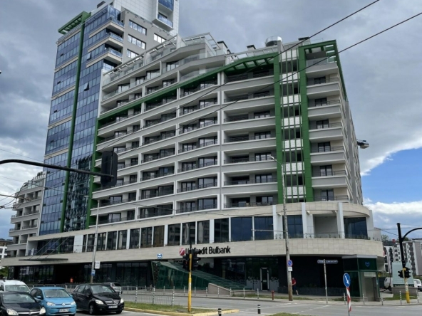 Двустаен апартамент в София, Дружба 2 - 104 кв.м за 2500 €/кв.м - Снимка #1