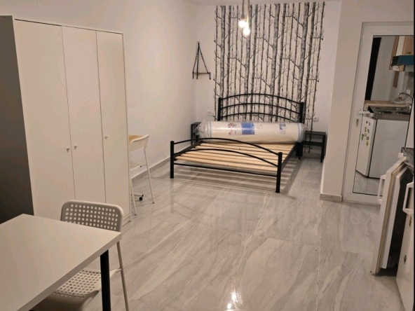 Дава се под наем Ателие в София, Редута - 28 кв.м за 331.5 € - Снимка #1
