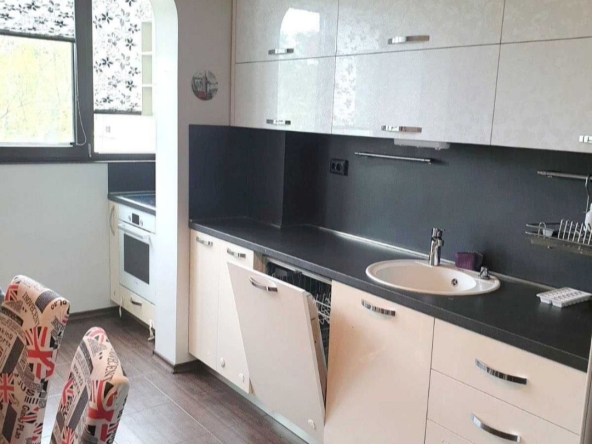 Дава се под наем Двустаен апартамент в София, Люлин 3 - 60 кв.м за 510 € - Снимка #1