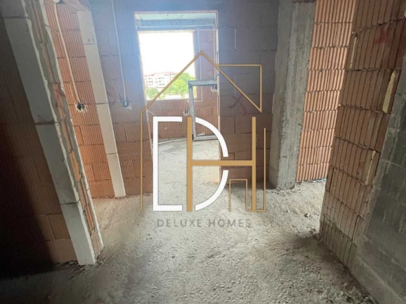 Тристаен апартамент в Пловдив, Остромила - 95 кв.м за 948 €/кв.м - Снимка #1