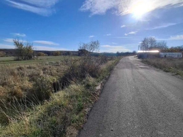 Парцел в Драгоман - 3000 кв.м за 33 €/кв.м - Снимка #1