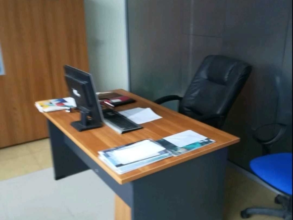 Дава се под наем Офис в Бургас, Център - 45 кв.м за 100 € - Снимка #1