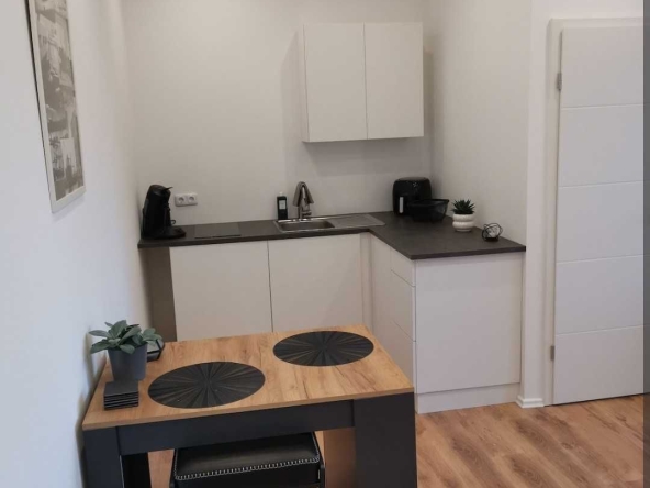 Дава се под наем Едностаен апартамент в София, Люлин - център - 38 кв.м за 450 € - Снимка #1