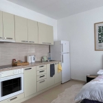 Дава се под наем Двустаен апартамент в София, Изгрев - 64 кв.м за 499 € - Снимка #1