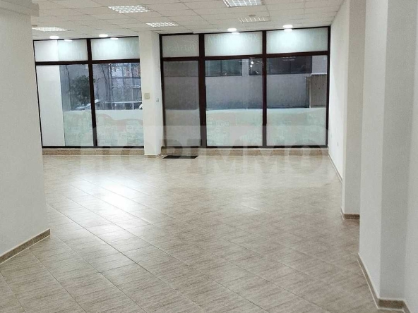 Дава се под наем Магазин в Варна, Левски - 75 кв.м за 1530 € - Снимка #1