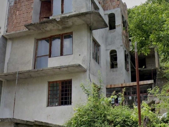 Къща в с. Шипково, Област Ловеч - 566 кв.м за 38 €/кв.м - Снимка #1