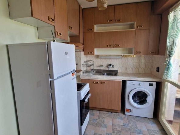 Дава се под наем Двустаен апартамент в Плевен, Сторгозия - 70 кв.м за 306 € - Снимка #1