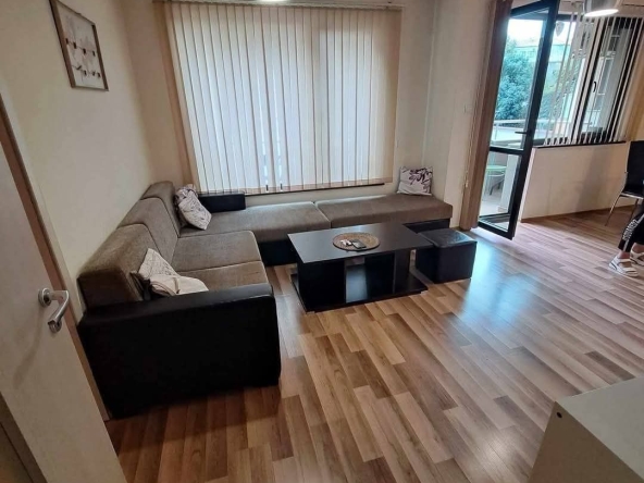 Дава се под наем Двустаен апартамент в Пловдив, Център - 64 кв.м за 382.5 € - Снимка #1