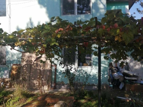 Дава се под наем Етаж от къща в с. Манастир, Област Варна - 88 кв.м за 198.9 € - Снимка #1