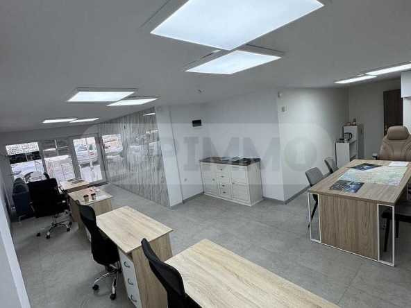 Дава се под наем Офис в Варна, Лятно кино Тракия - 53 кв.м за 767 € - Снимка #1