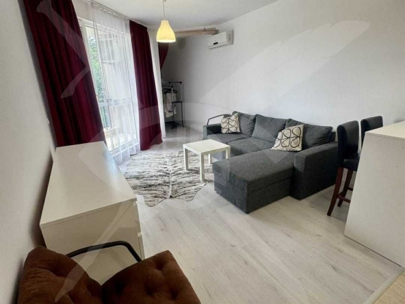 Тристаен апартамент в Варна, Бриз - 94628 кв.м за 2 €/кв.м - Снимка #1