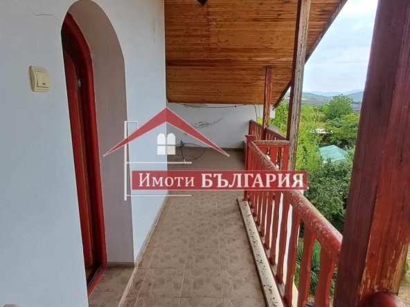 Къща в Карлово - 240 кв.м за 563 €/кв.м - Снимка #1