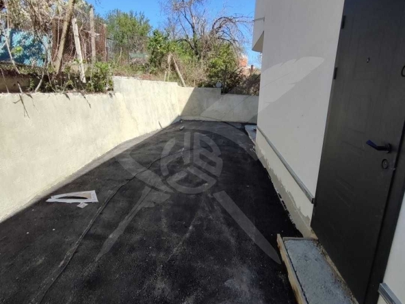 Тристаен апартамент в Варна, м-т Траката - 123 кв.м за 1505 €/кв.м - Снимка #1