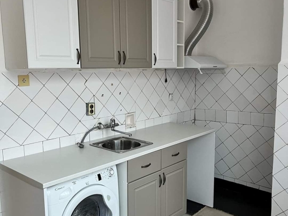 Дава се под наем Двустаен апартамент в Твърдица - 73 кв.м за 35700 € - Снимка #1