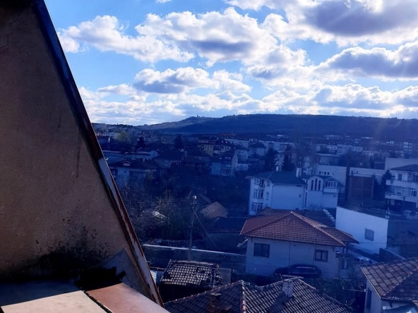 Четиристаен апартамент в Горна Оряховица - 98 кв.м за 728 €/кв.м - Снимка #1