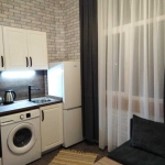 Дава се под наем Едностаен апартамент в София, Център - 32 кв.м за 550 € - Снимка #1