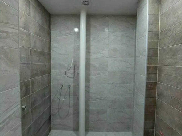 Двустаен апартамент в Омуртаг - 55 кв.м за 556 €/кв.м - Снимка #1