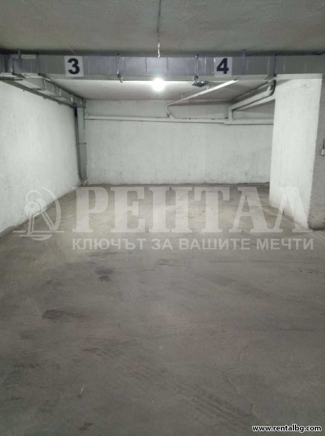 Дава се под наем Гараж / Паркомясто в Пловдив, Център - 18 кв.м за 76.5 € - Снимка #1
