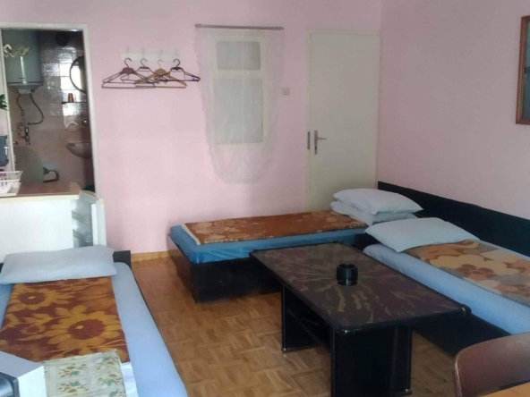 Дава се под наем  в к.к. Дюни - 26 кв.м за 204 € - Снимка #1