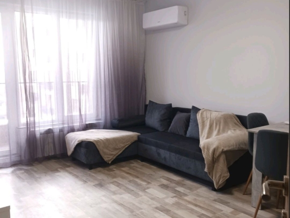 Дава се под наем Двустаен апартамент в София, Връбница 1 - 60 кв.м за 612 € - Снимка #1