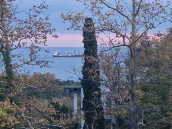 Двустаен апартамент в Варна, м-т Траката - 75 кв.м за 1082 €/кв.м - Снимка #1